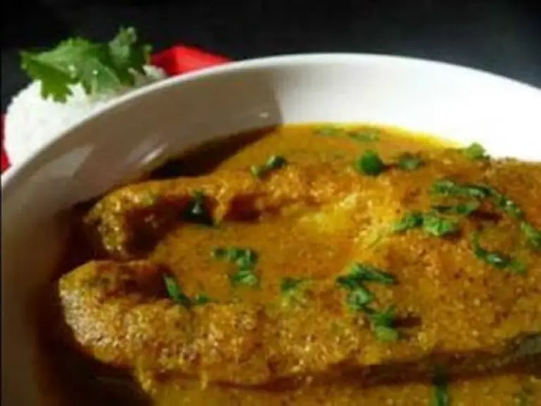 Sarsoon Macchi (Fish) Recipe