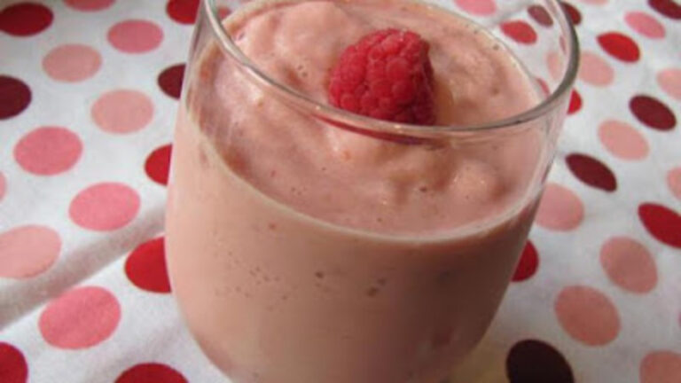 Weight Loss Drink Peach and Rasberry Smoothie